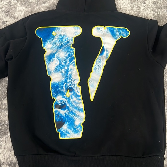 Juice wrld x Vlone - Picture 2 of 2